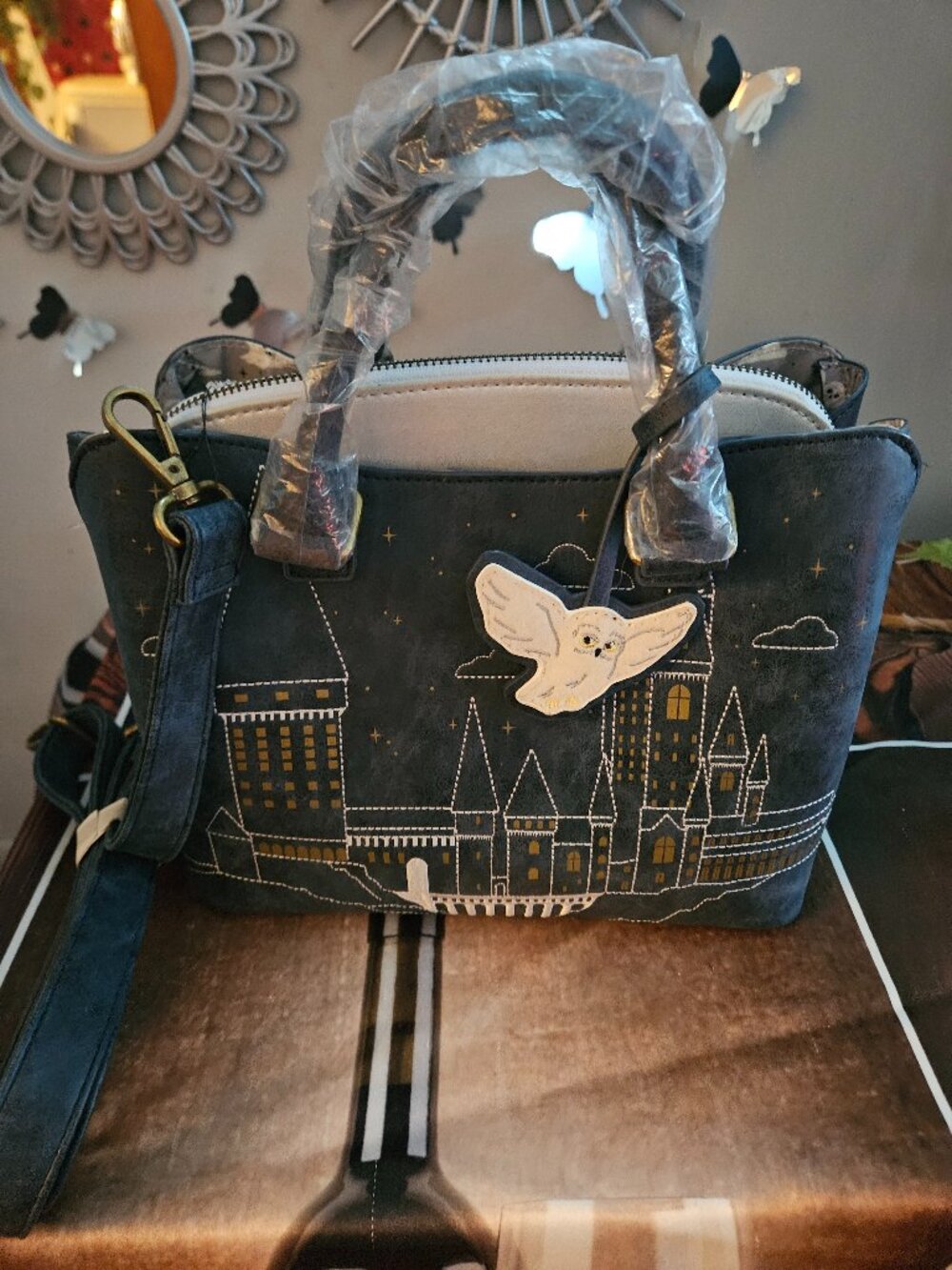 LOUNGEFLY Harry Potter Hogwarts Castle Crossbody Satchel Bag